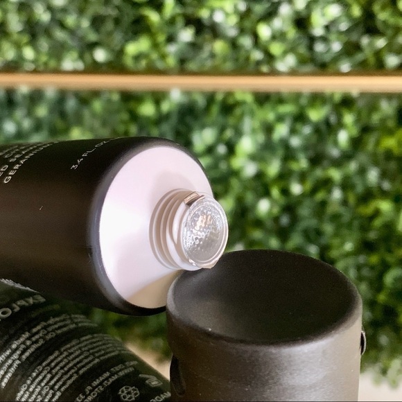 MAZI Balancing Multi Effect Clean Facial Cleanser | NEW | Full Size | Sealed - Picture 4 of 6